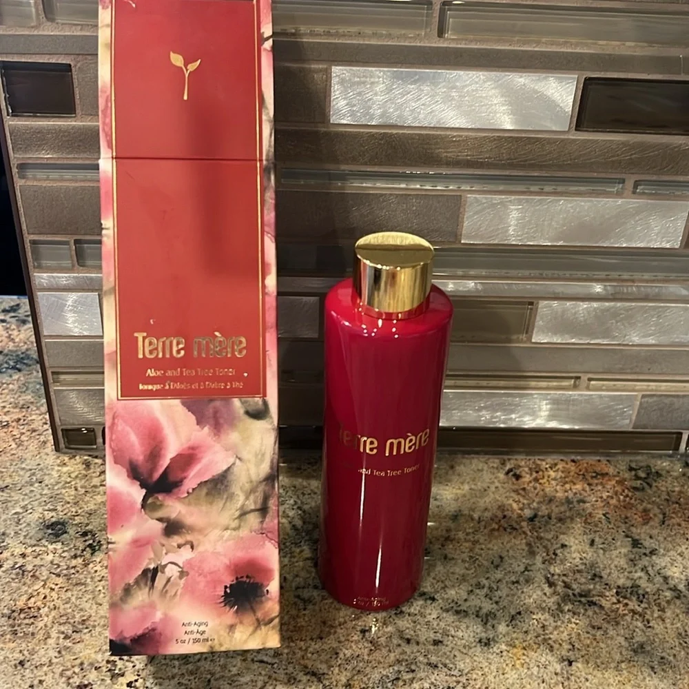 NIB Terre Mere Aloe & Tea Tree Toner 5oz